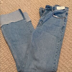 Abercrombie & Fitch Light Blue Cropped Jeans